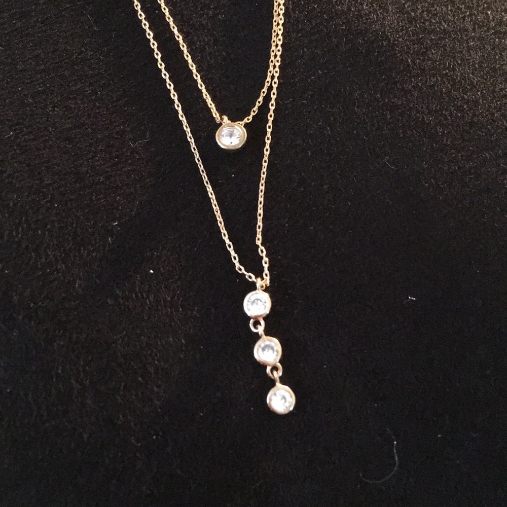 Cubic zirconia dangling necklaces (2)